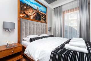 Апартаменты Diamonds Luxury Old Town Residence Краков Роскошные апартаменты с 1 спальней и террасой-1
