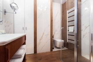 Апартаменты Diamonds Luxury Old Town Residence Краков Роскошные апартаменты с 1 спальней и террасой-9