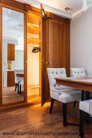 Апартаменты Diamonds Luxury Old Town Residence Краков Роскошные апартаменты с 1 спальней и террасой-21